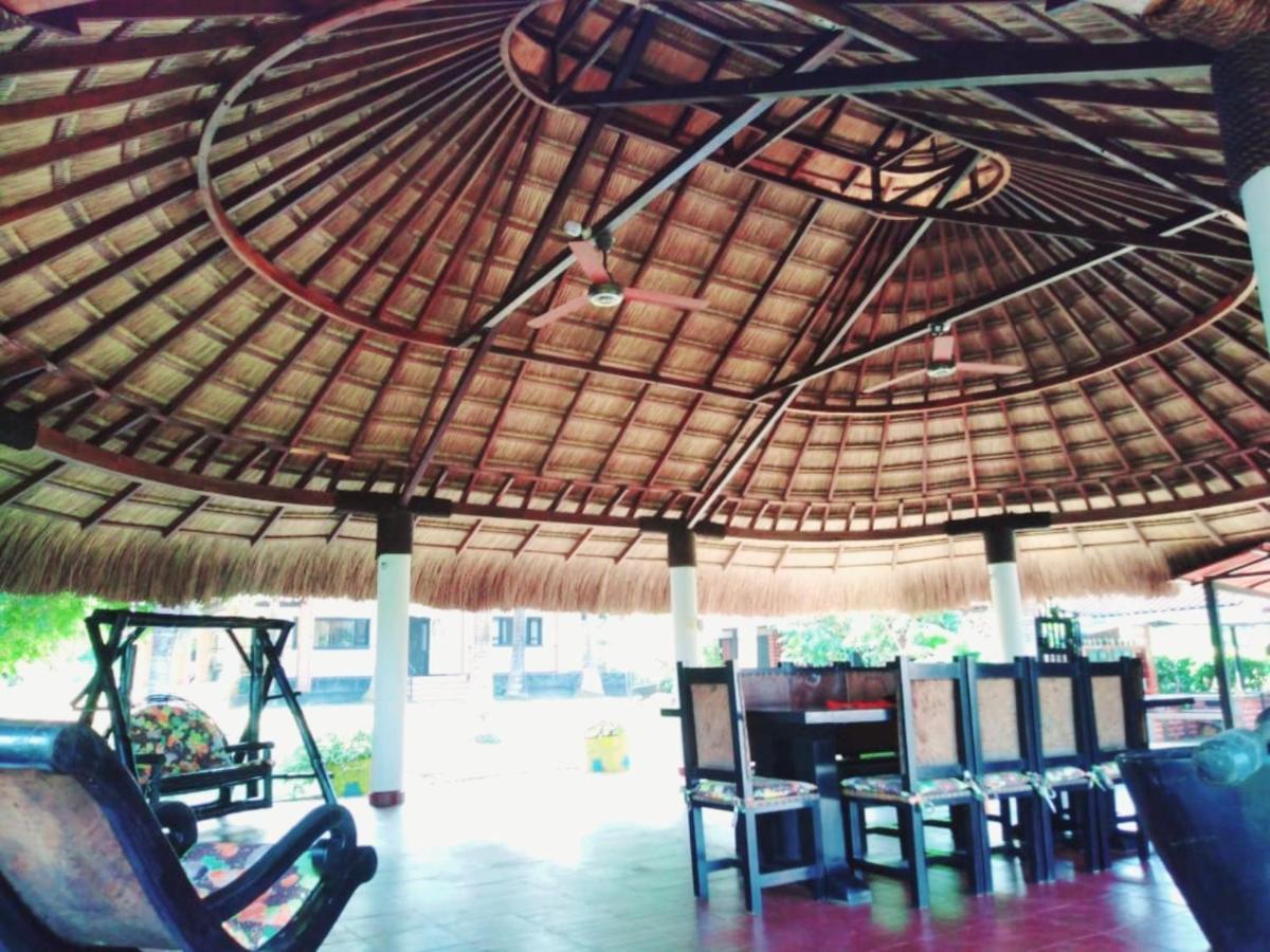 Casa Campo Emaus Caucasia Εξωτερικό φωτογραφία