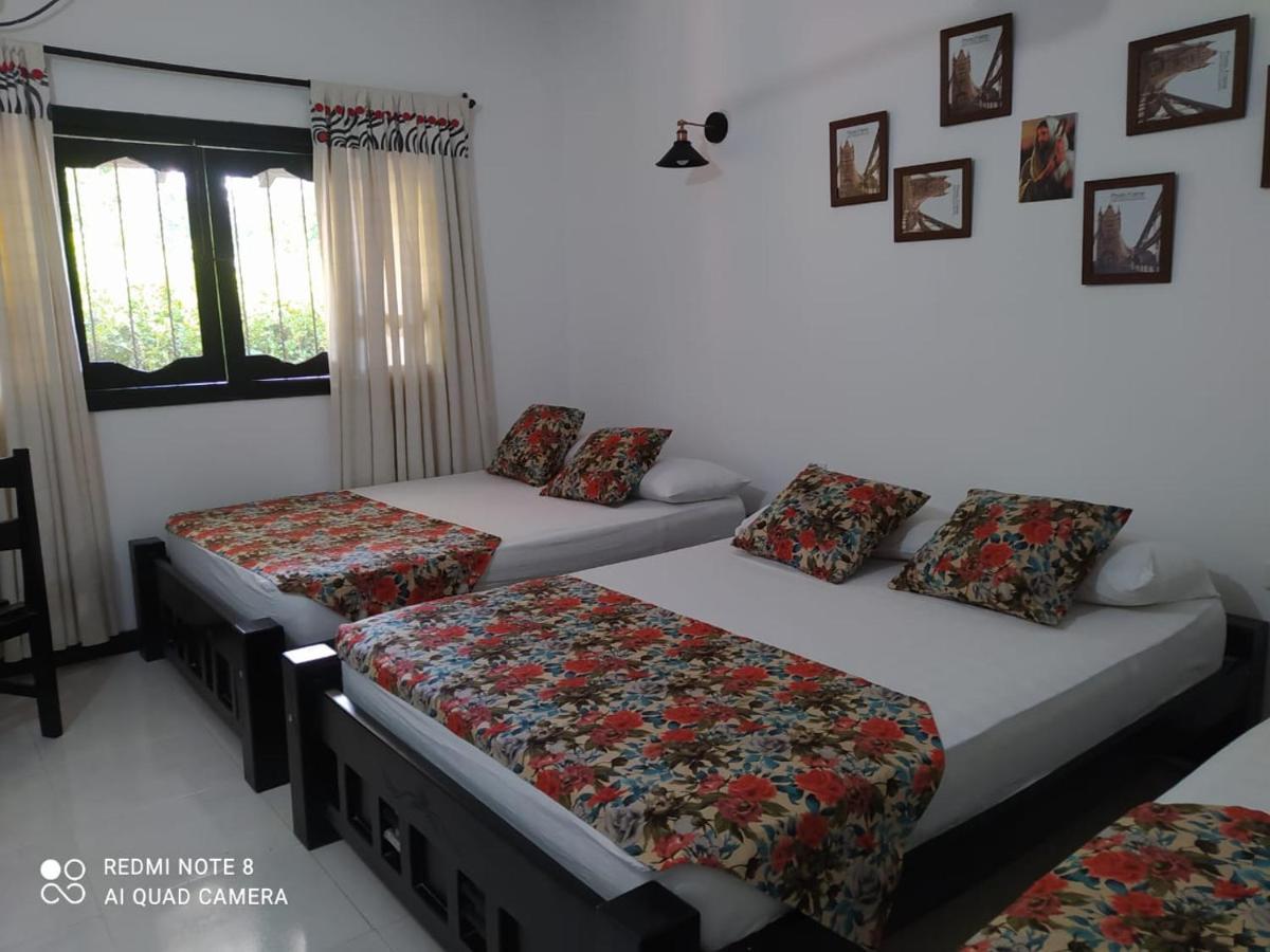 Casa Campo Emaus Caucasia Δωμάτιο φωτογραφία