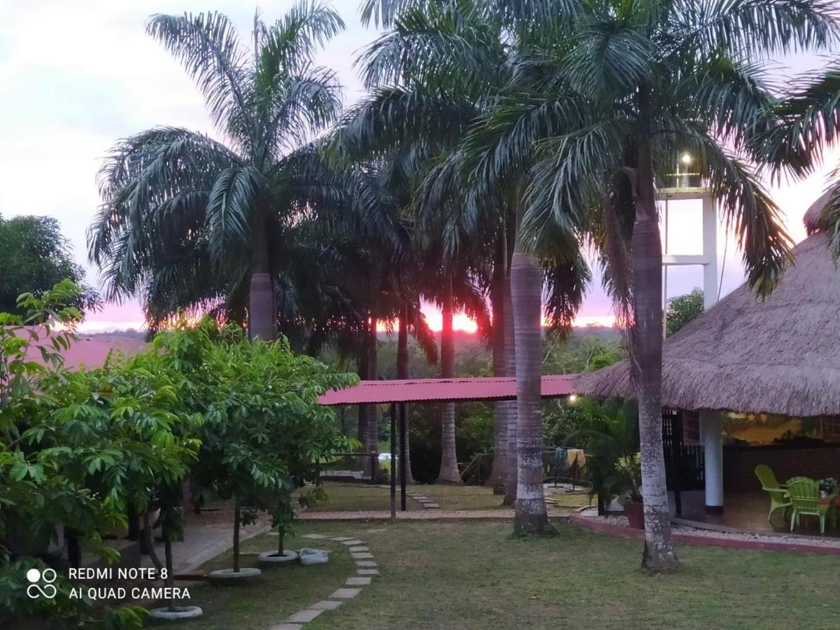 Casa Campo Emaus Caucasia Εξωτερικό φωτογραφία